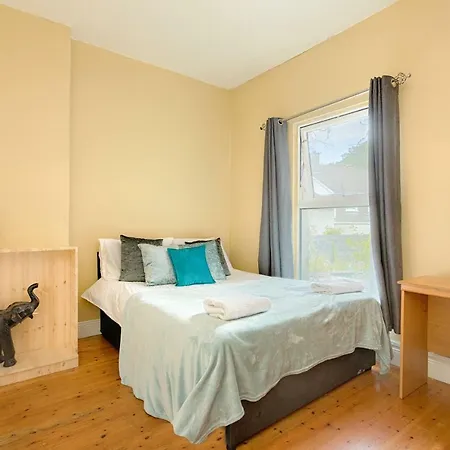 Hébergement de vacances City Center House Great Location 4 Bathrooms